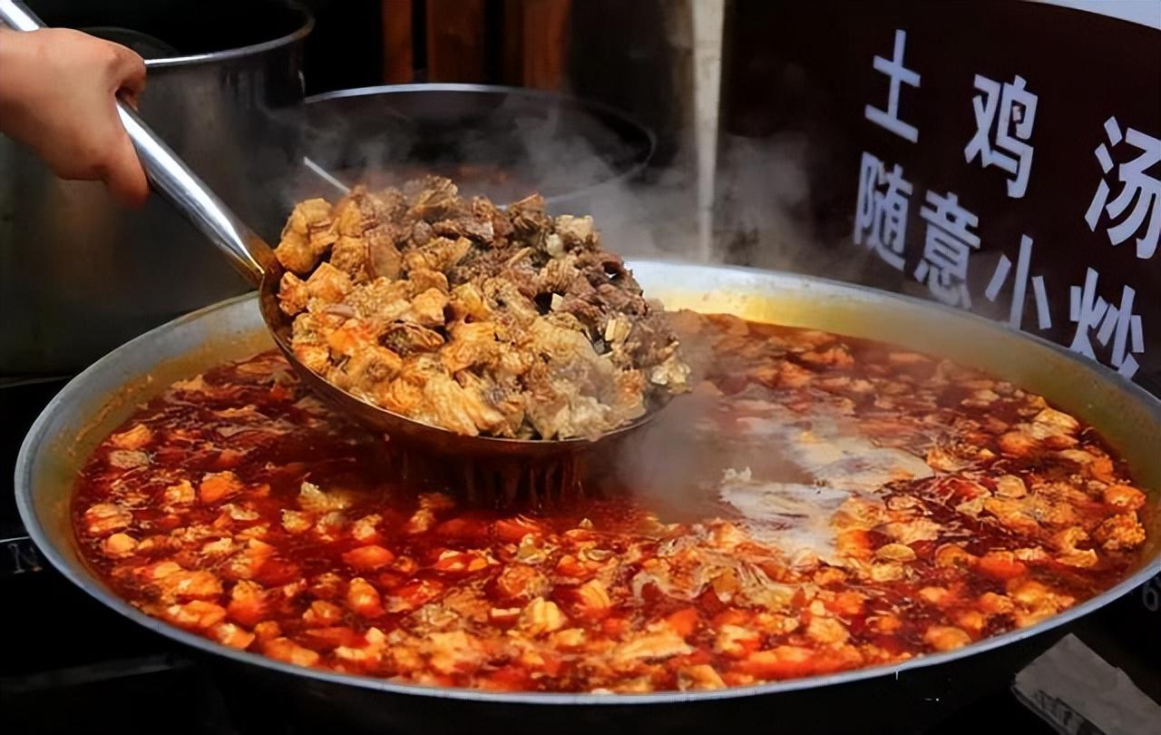 吃红汤羊肉、看主题演出……尧坝又有精彩活动等你来！